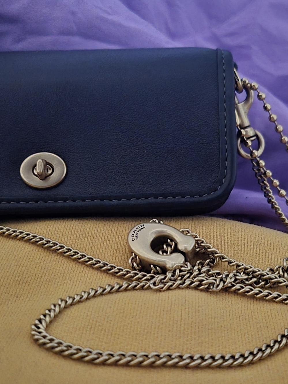 Coach Dinky 14 Re Edition - Picture 2 of 4